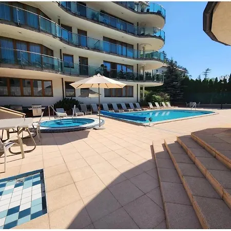 شقة Kristof Plazza 202